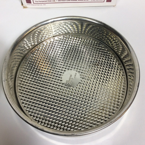 The Pampered Chef Springform Pan Set. - Picture 4 of 15